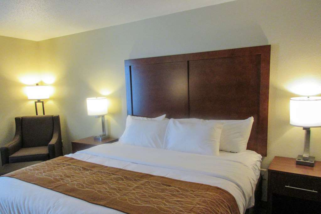 Comfort Inn Dekalb - Adjacent The University חדר תמונה