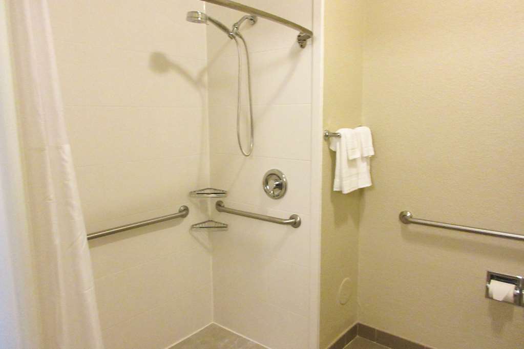 Comfort Inn Dekalb - Adjacent The University חדר תמונה